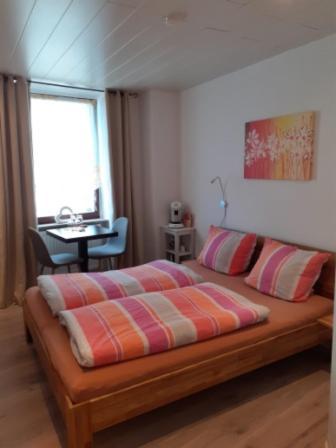 Gastehaus Sabine Otel Zell an der Mosel Dış mekan fotoğraf