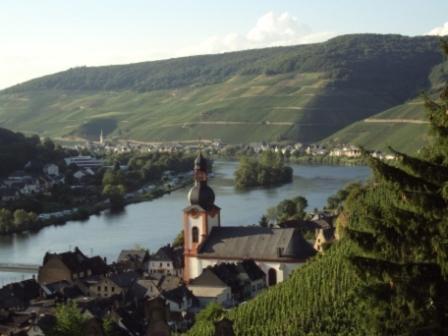 Gastehaus Sabine Otel Zell an der Mosel Dış mekan fotoğraf