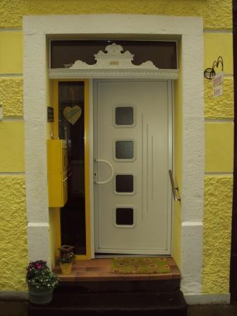 Gastehaus Sabine Otel Zell an der Mosel Dış mekan fotoğraf